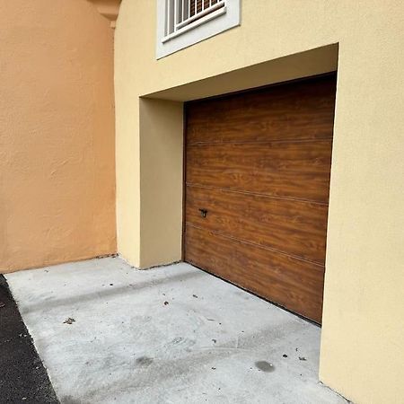 Belle Etoile Et Son Garage Prive Apartment Албервил Екстериор снимка
