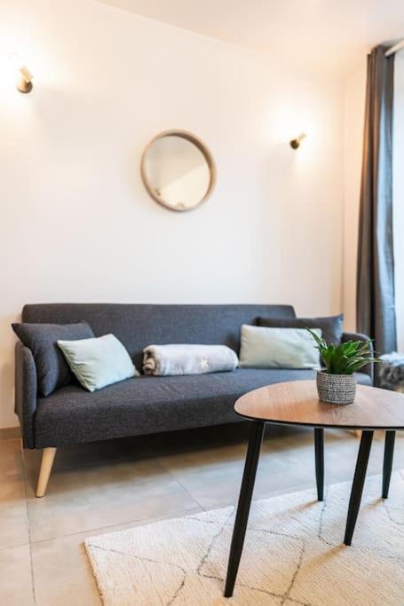 Belle Etoile Et Son Garage Prive Apartment Албервил Екстериор снимка